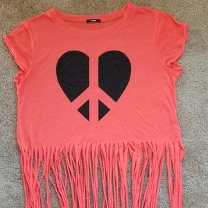 Festival crop t-shirt bright orange with peace love sign